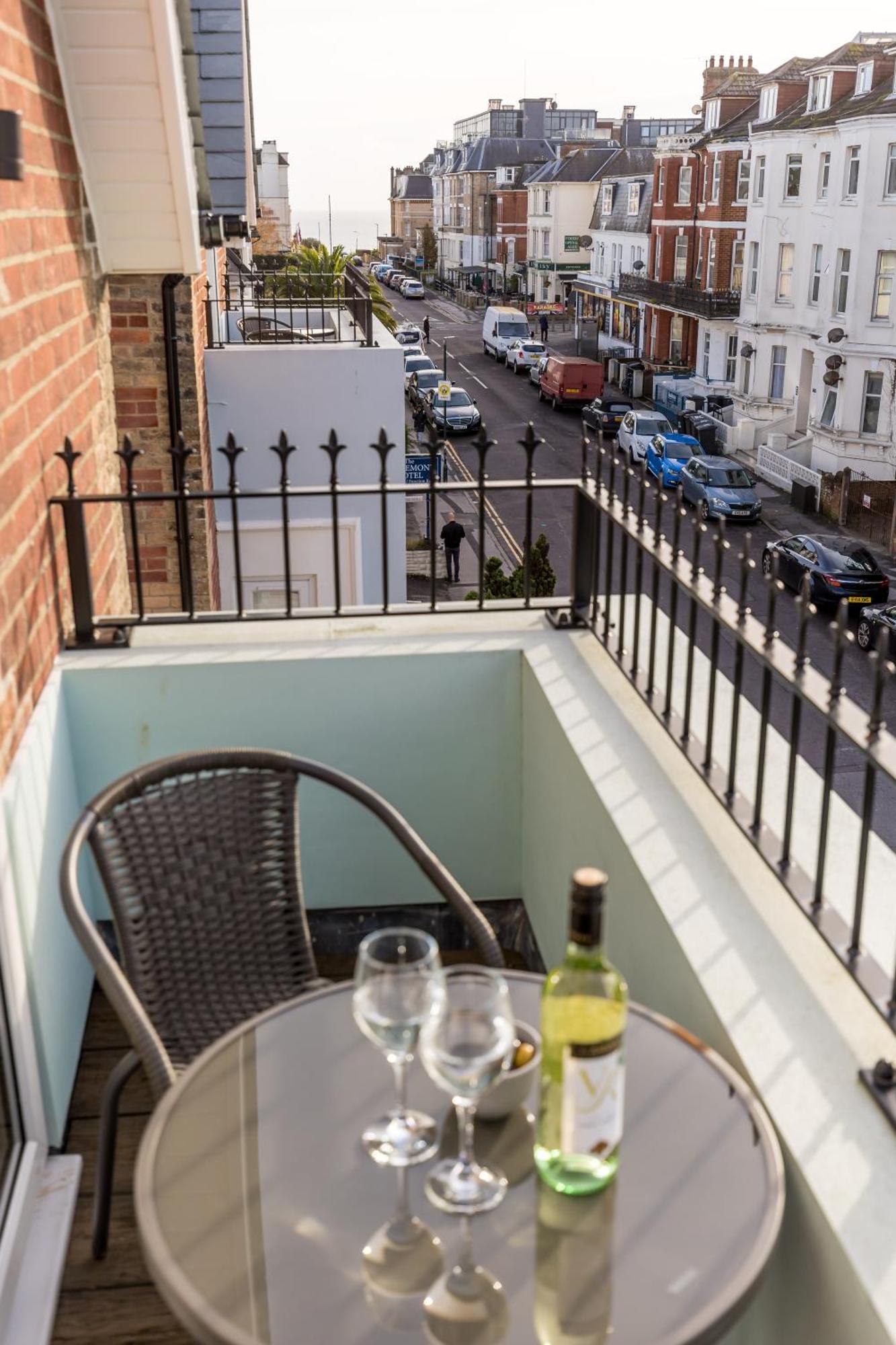 Sea Breeze - Pebbles Apartment Bournemouth Ngoại thất bức ảnh